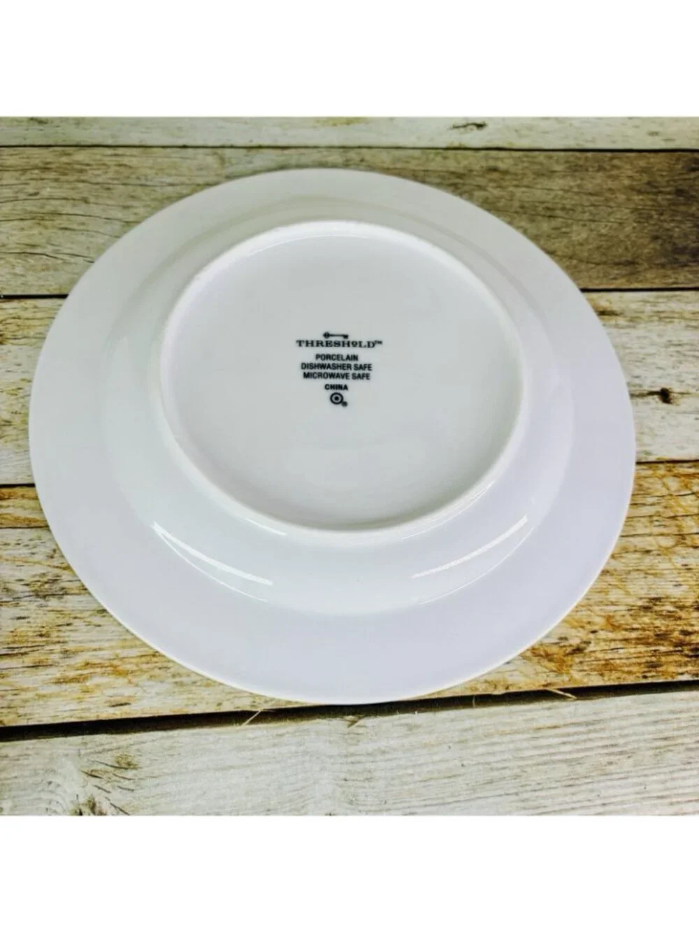 Threshold Target BEADED WHITE Embossed Beaded Band Procelain Dinner Plates Set 2